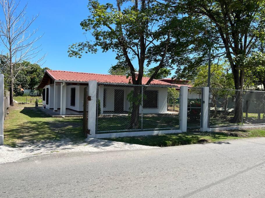 Апартаменты Amplia Casa En Пакера Экстерьер фото